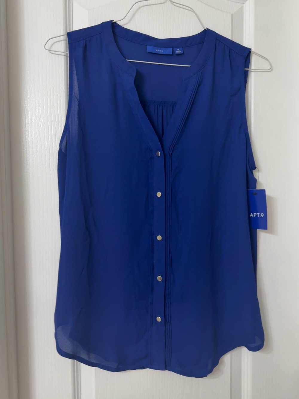 Apt. 9 sleeveless royal blue V-neck button down blouse semi-sheer pintuck M